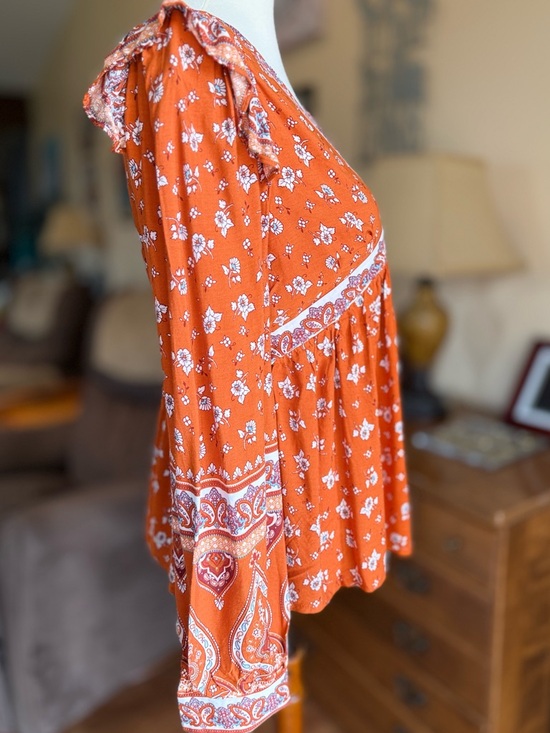 NWT Boho Rust Floral V-Neck Blouse with Paisley Trim - Picture 4 of 12